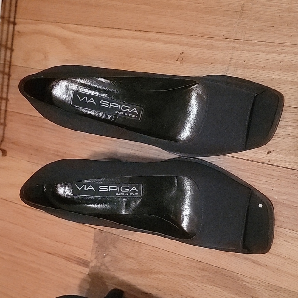 Dress shoes